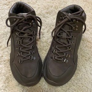 BP waterproof hiking boots